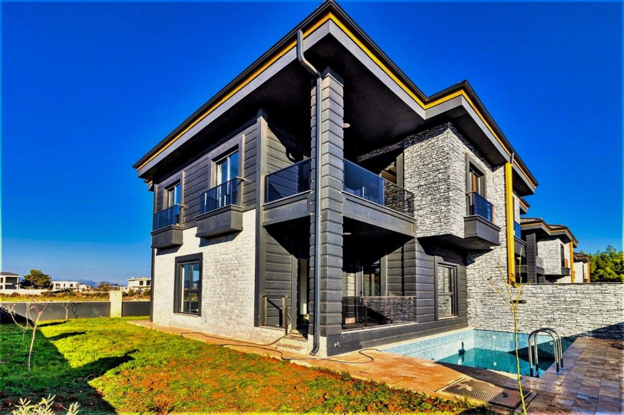 Villa en Antalya, Turquia, 340 m² - imagen 1