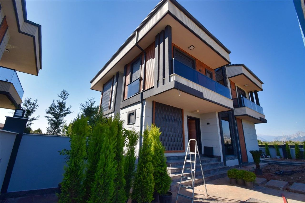 Villa en Antalya, Turquia, 340 m² - imagen 1
