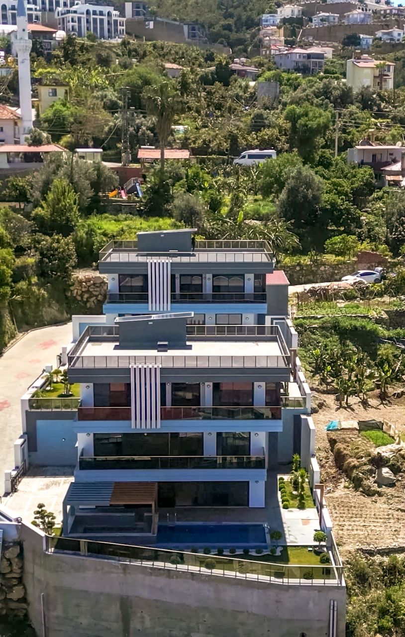 Villa in Alanya, Türkei, 350 m² - Foto 1