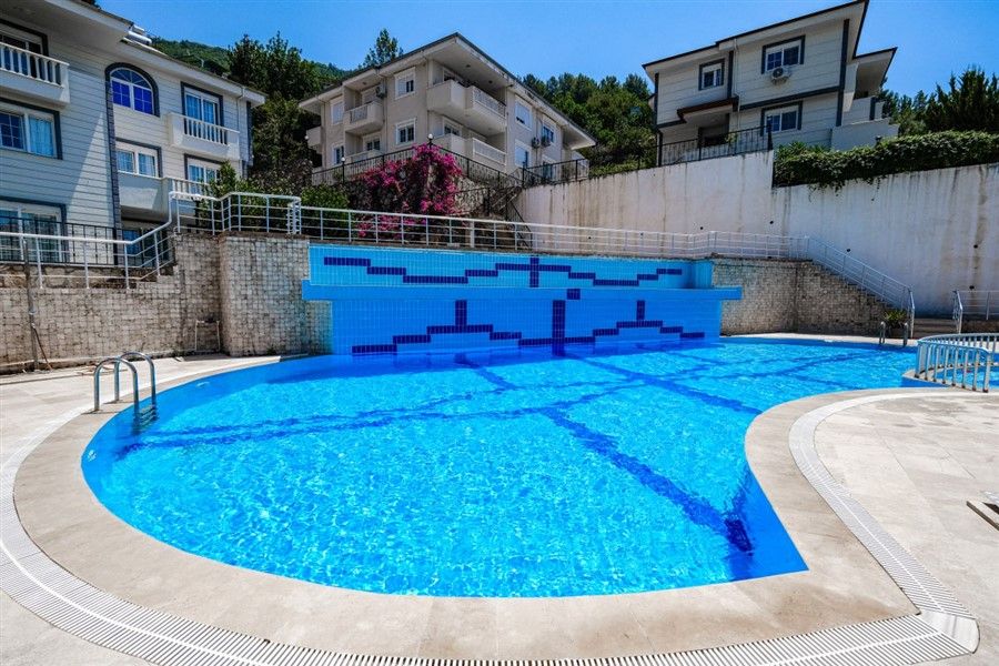 Flat in Alanya, Turkey, 165 m² - picture 1
