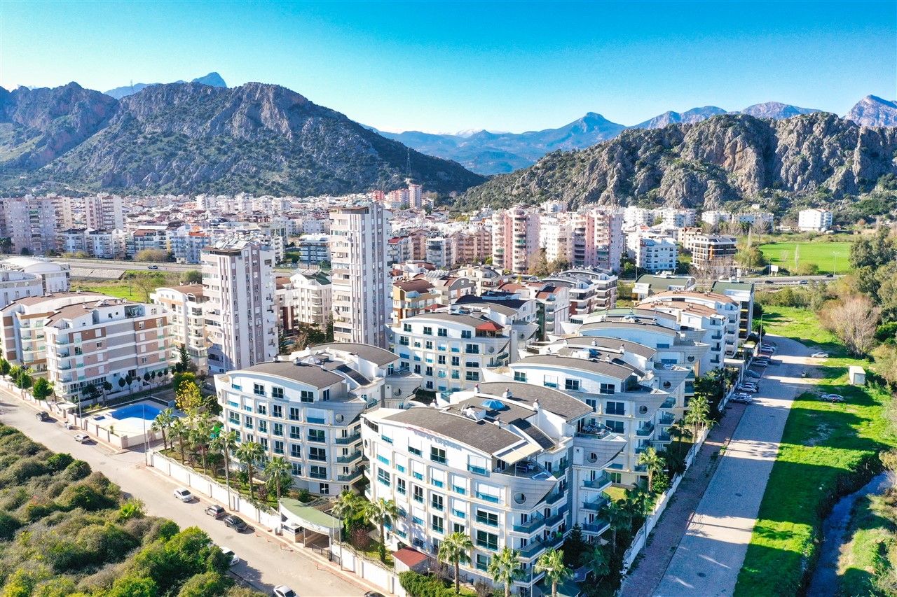 Flat in Antalya, Turkey, 100 m² - picture 1