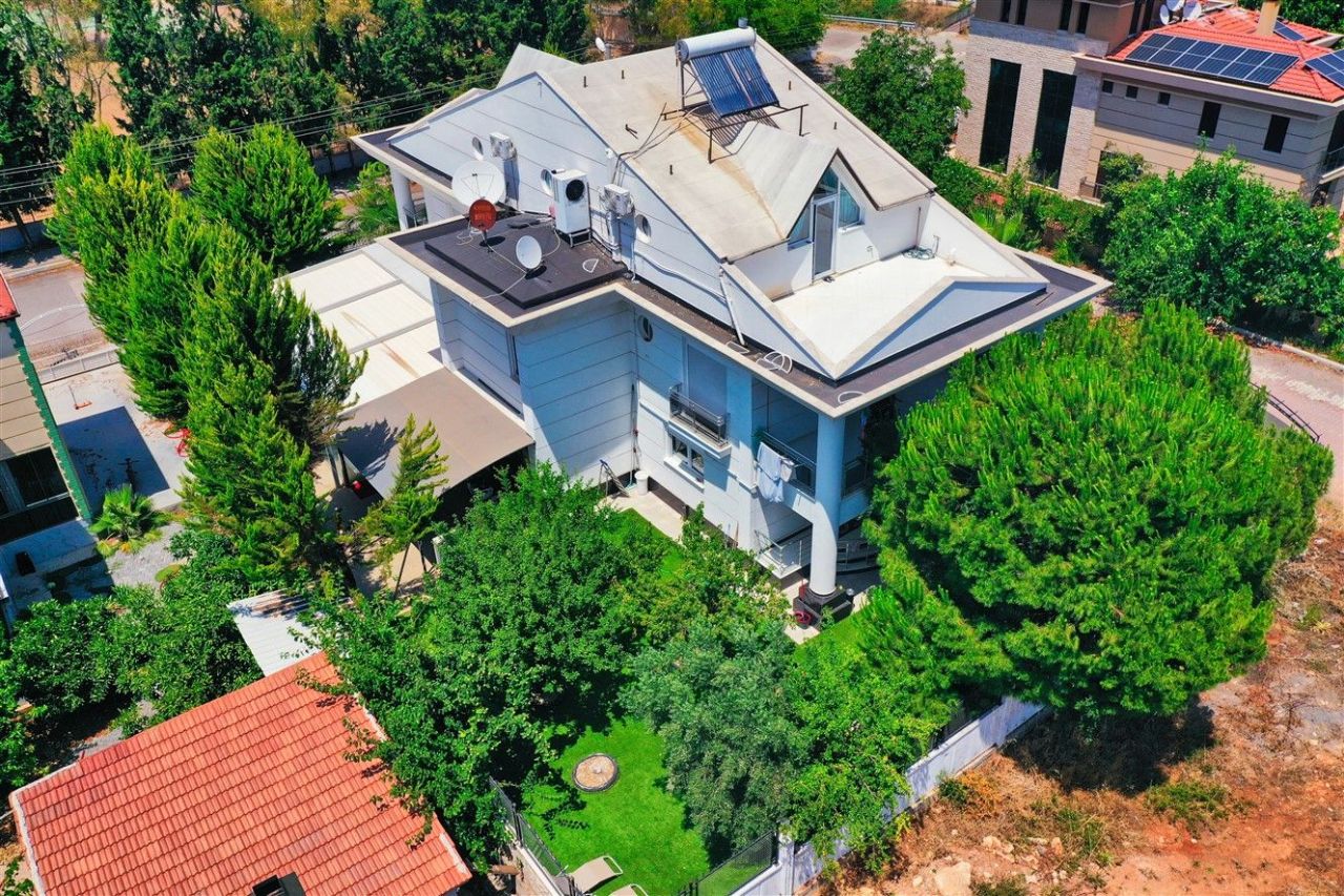 Villa in Antalya, Türkei, 450 m² - Foto 1