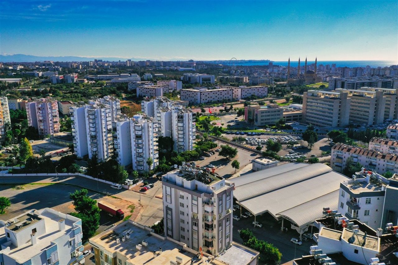 Flat in Antalya, Turkey, 250 m² - picture 1