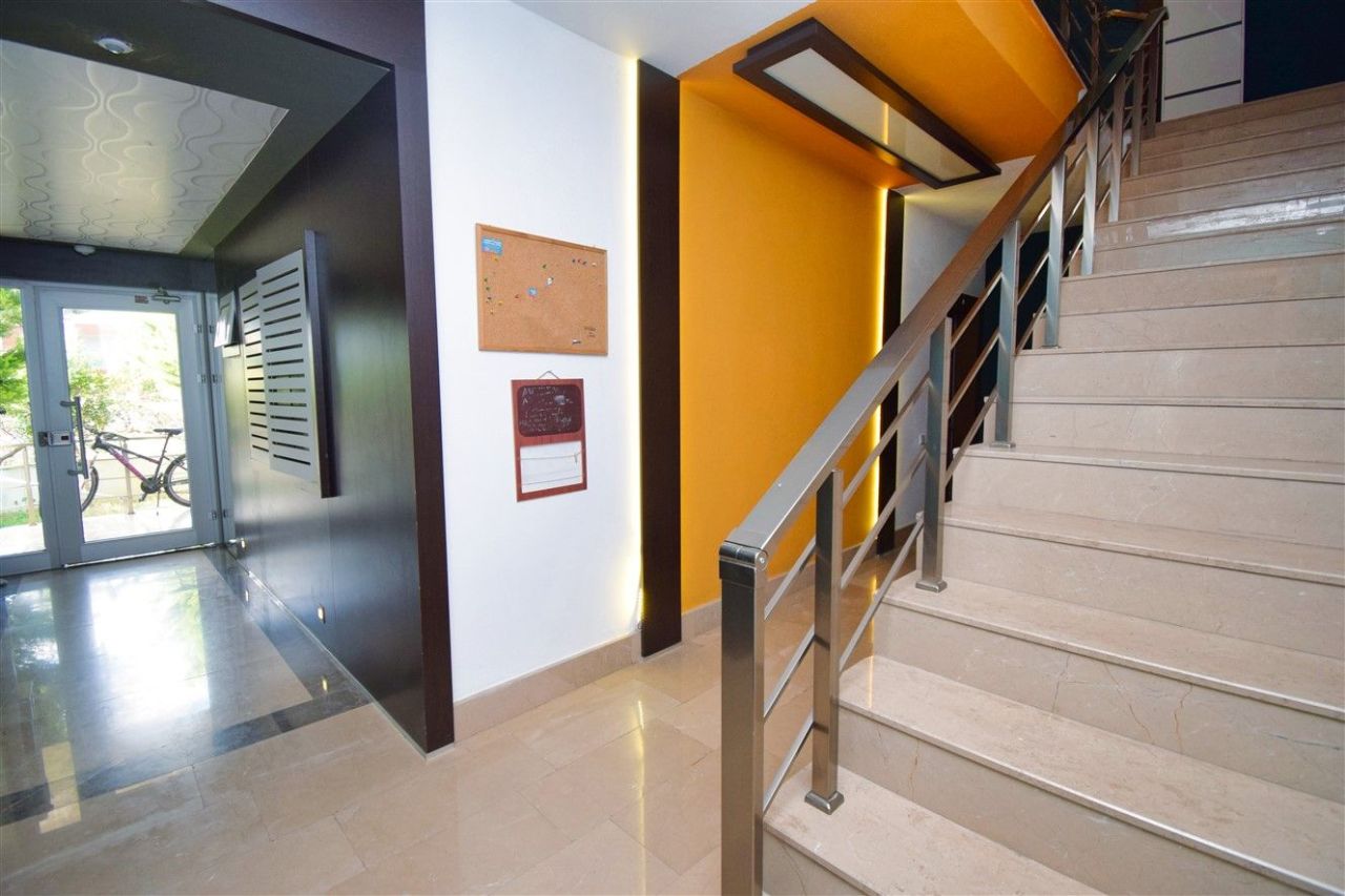 Piso en Lara, Turquia, 160 m² - imagen 2