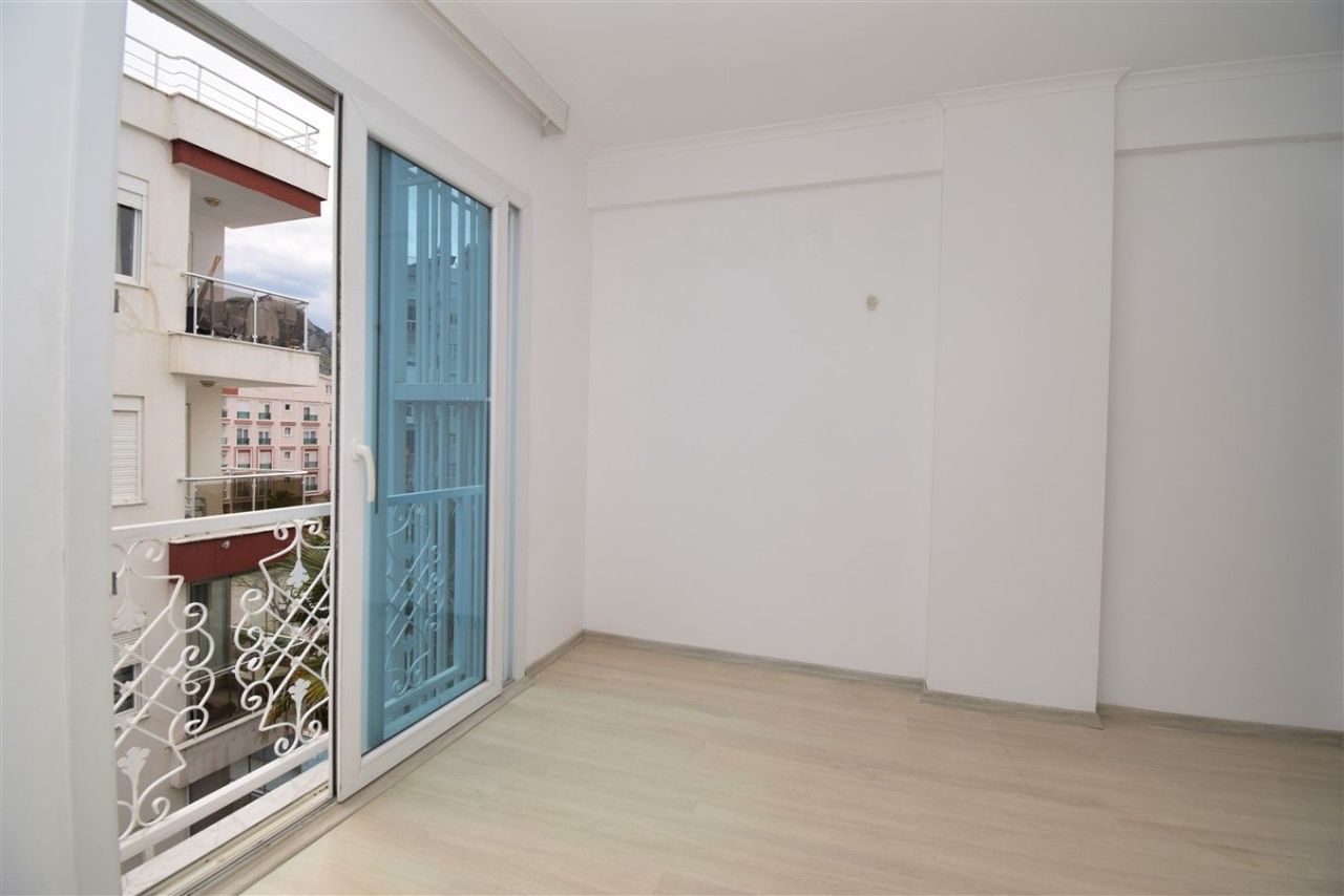 Flat in Antalya, Turkey, 55 m² - picture 2