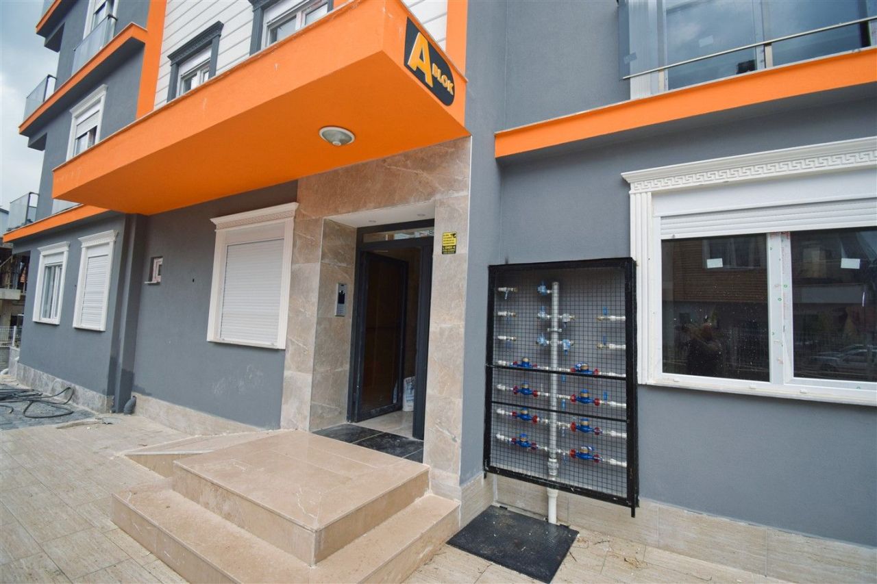 Piso en Antalya, Turquia, 85 m² - imagen 2