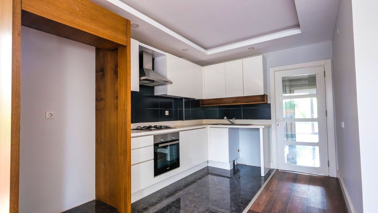 Flat in Antalya, Turkey, 85 m² - picture 2