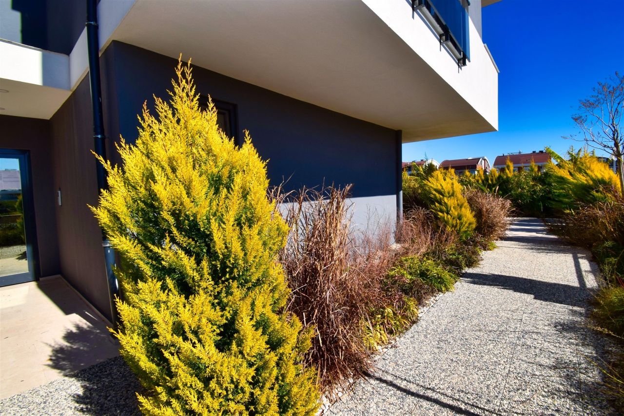 Flat in Lara, Turkey, 185 m² - picture 3