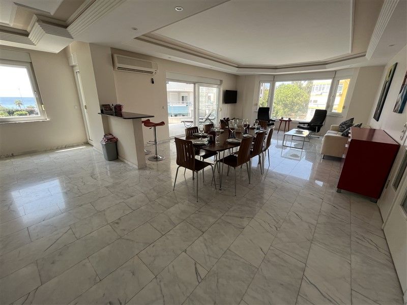 Flat in Alanya, Turkey, 165 m² - picture 3