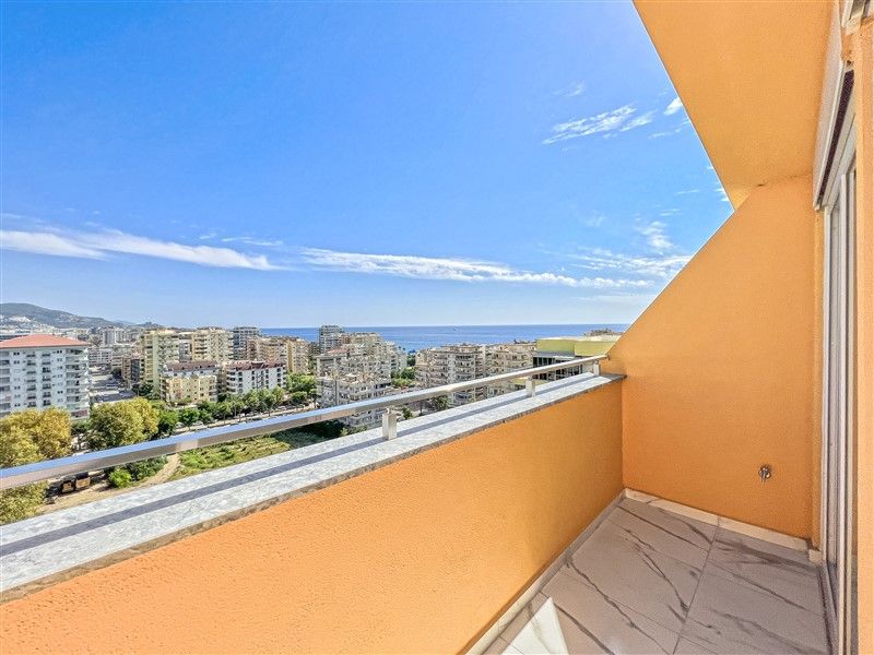 Penthouse in Alanya, Turkey - picture 4