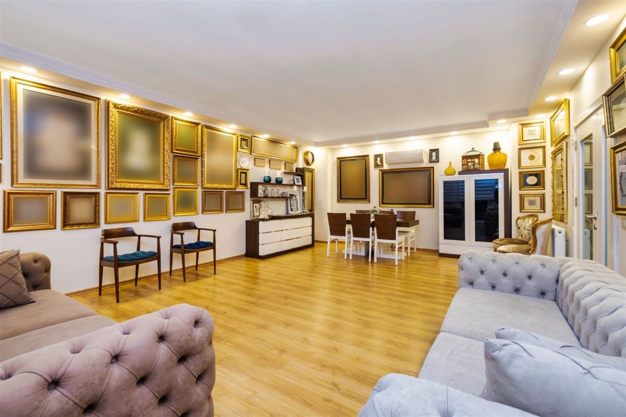 Flat Center, Turkey, 220 m² - picture 5