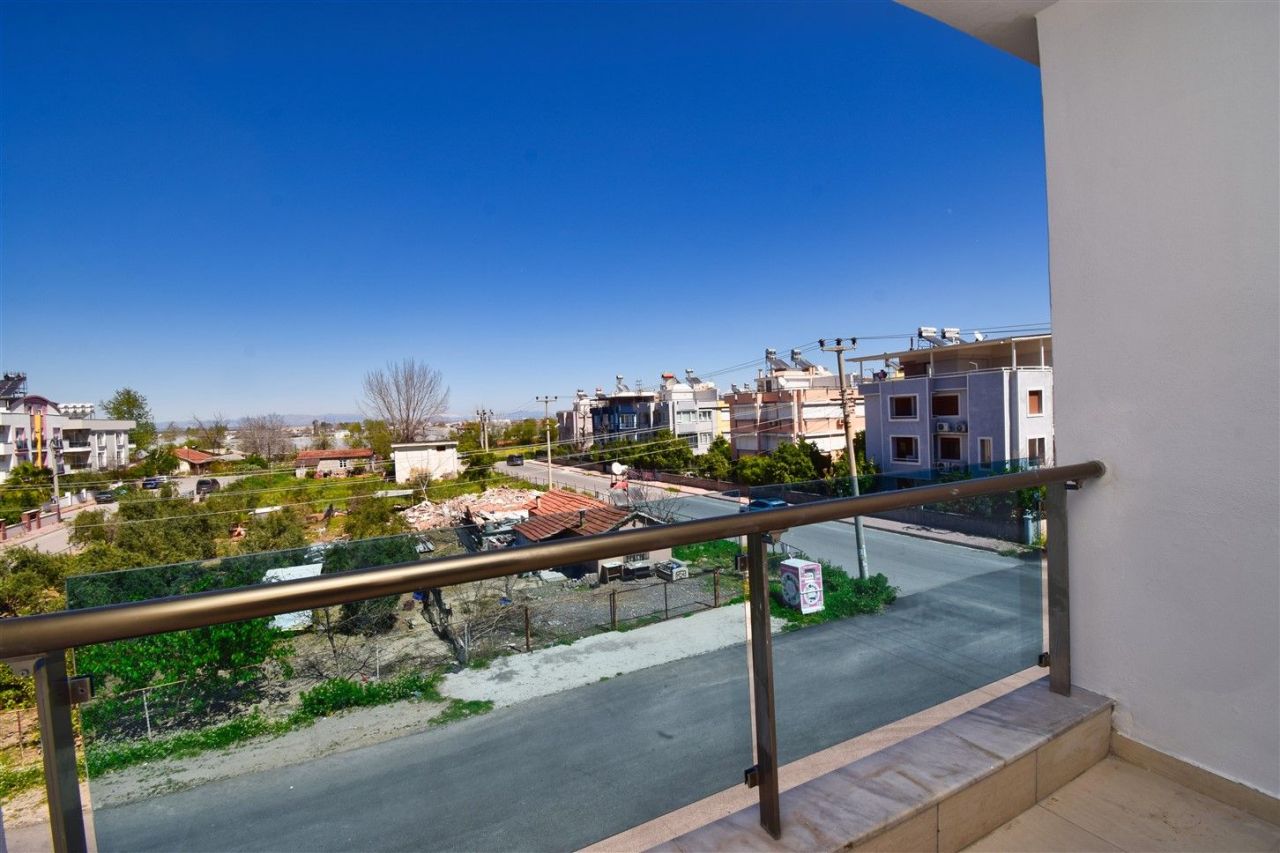 Biens commerciaux à Lara, Turquie, 180 m² - image 6