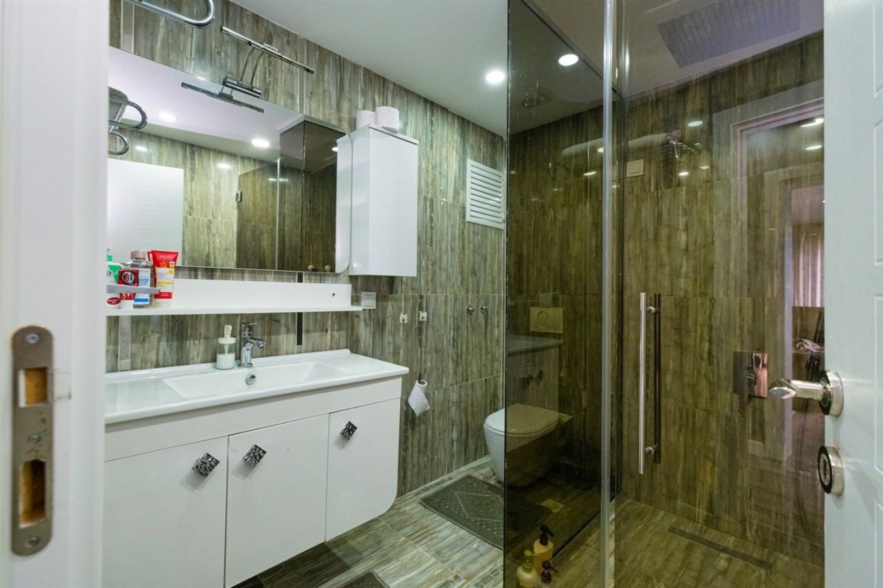 Flat Center, Turkey, 300 m² - picture 6