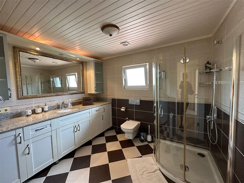 Flat in Kestel, Turkey, 220 m² - picture 6