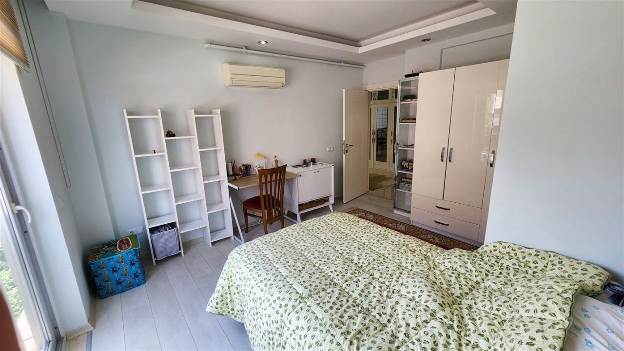 Flat Center, Turkey, 160 m² - picture 7