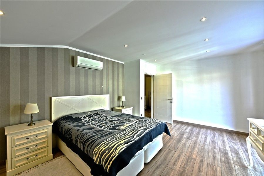 Penthouse in Alanya, Turkey, 200 m² - picture 7