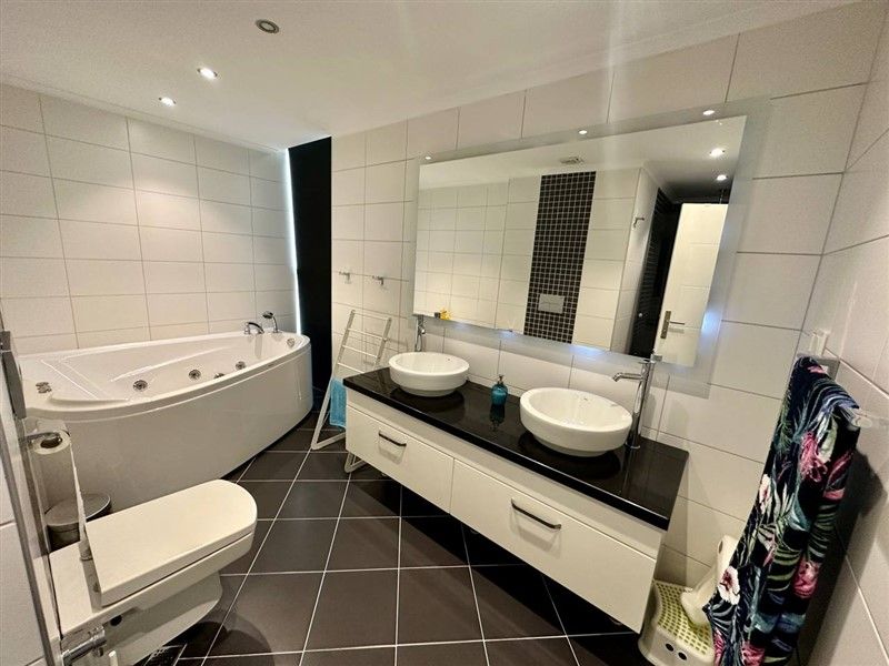 Flat in Alanya, Turkey, 280 m² - picture 9