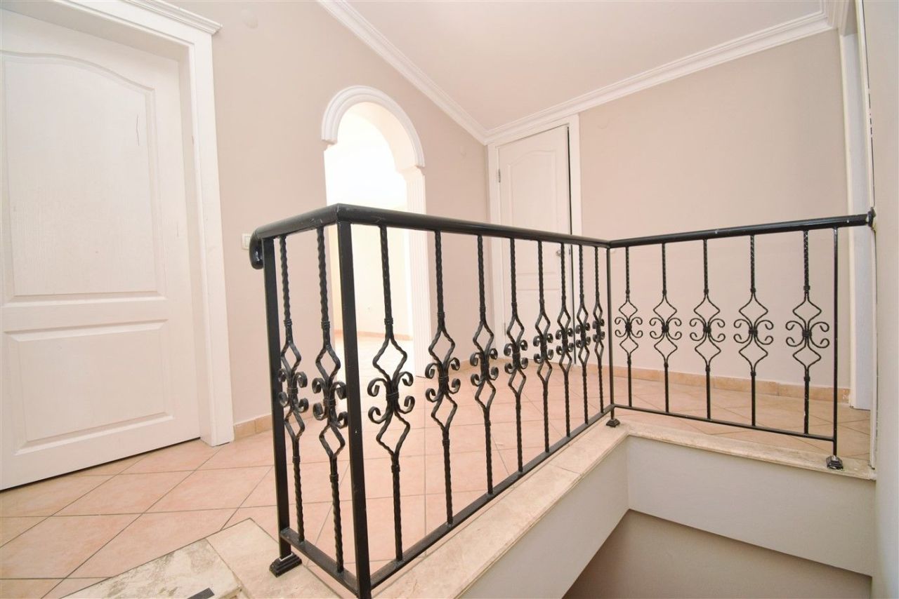 Flat in Antalya, Turkey, 220 m² - picture 9