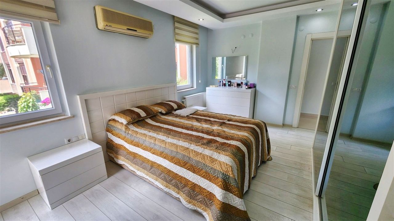 Flat Center, Turkey, 160 m² - picture 11