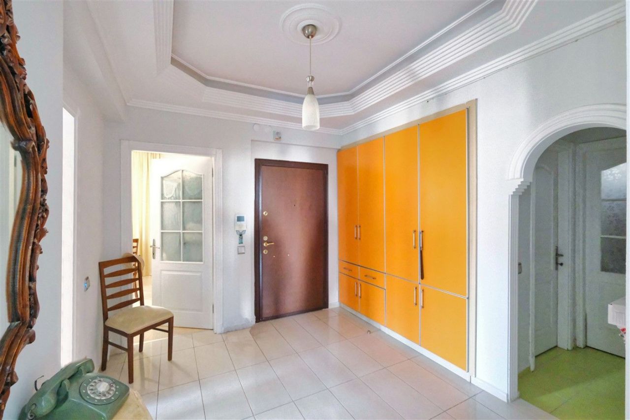 Flat in Lara, Turkey, 140 m² - picture 11