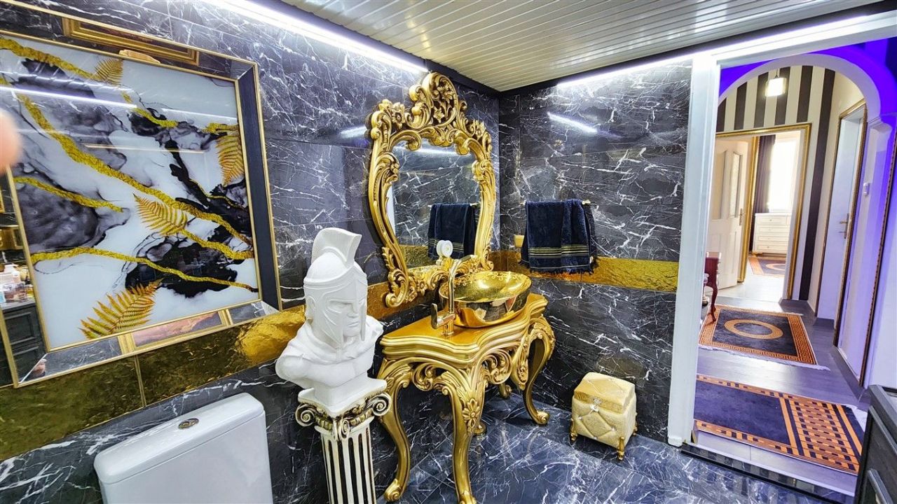 Flat Center, Turkey, 160 m² - picture 11