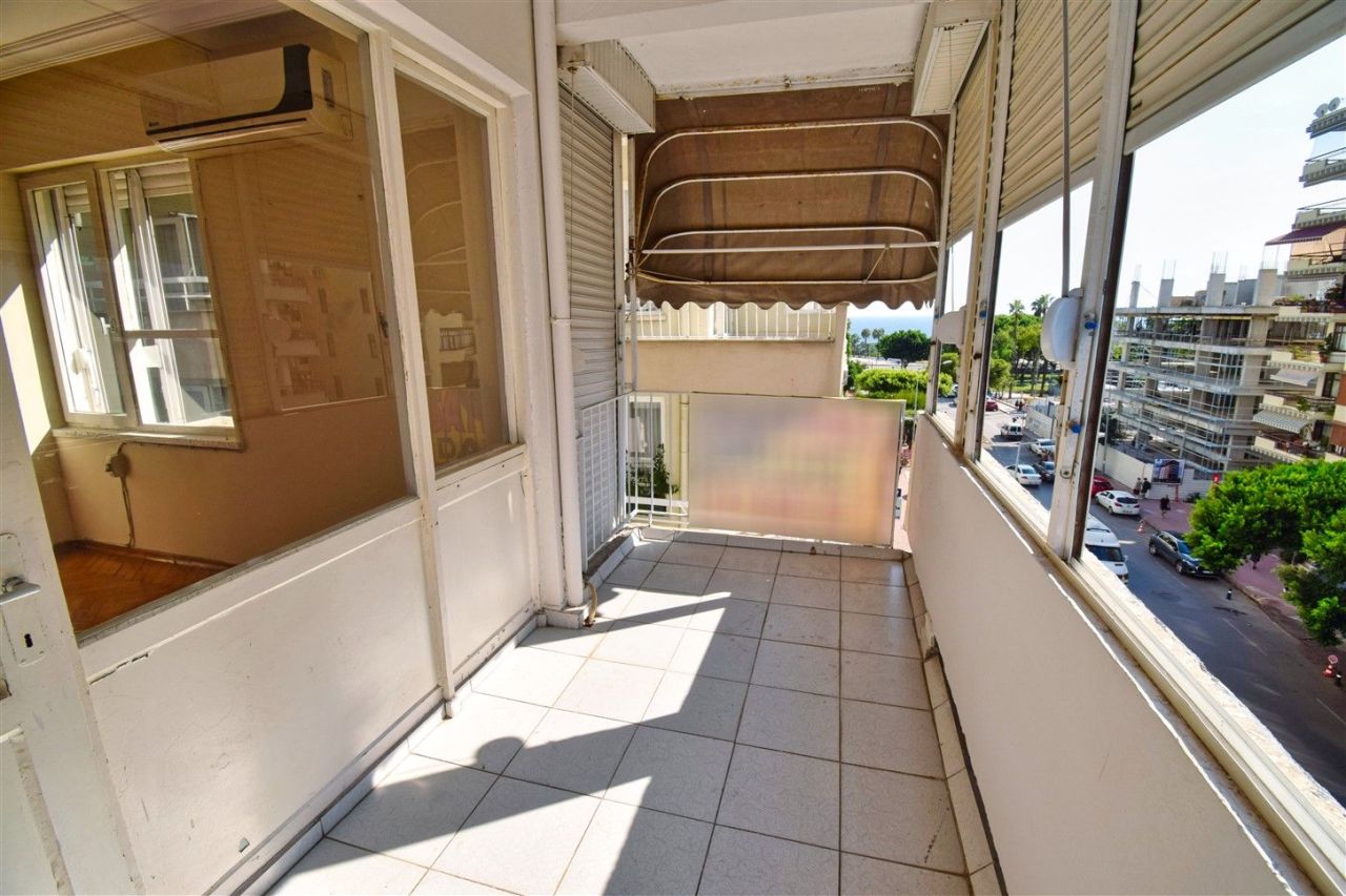 Flat Center, Turkey, 150 m² - picture 12