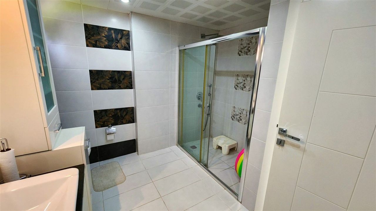 Flat Center, Turkey, 160 m² - picture 12