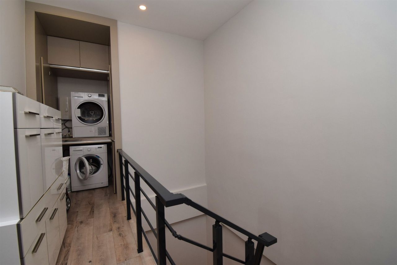 Flat in Lara, Turkey, 185 m² - picture 12