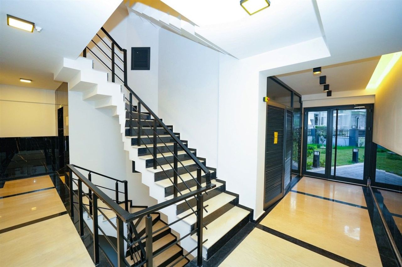 Flat Center, Turkey, 135 m² - picture 12