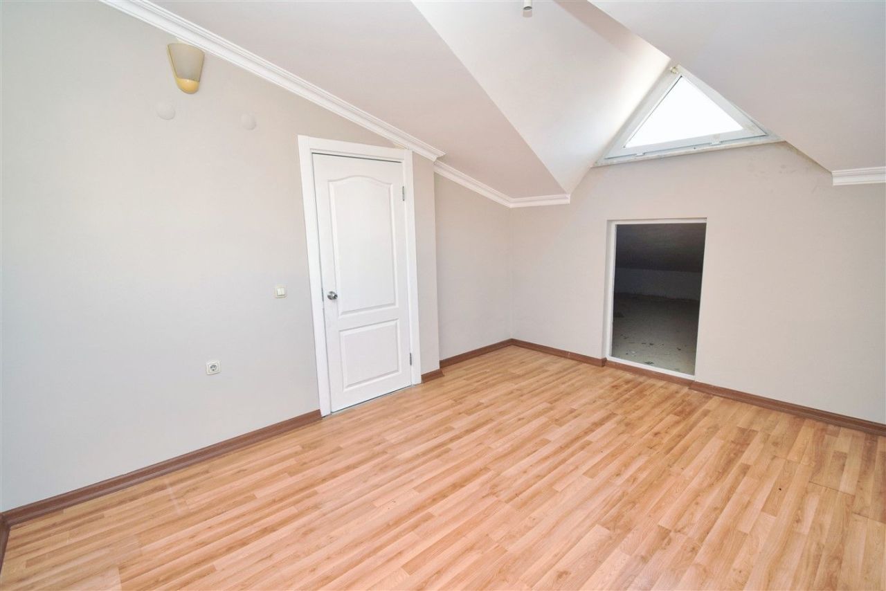 Flat in Antalya, Turkey, 220 m² - picture 13