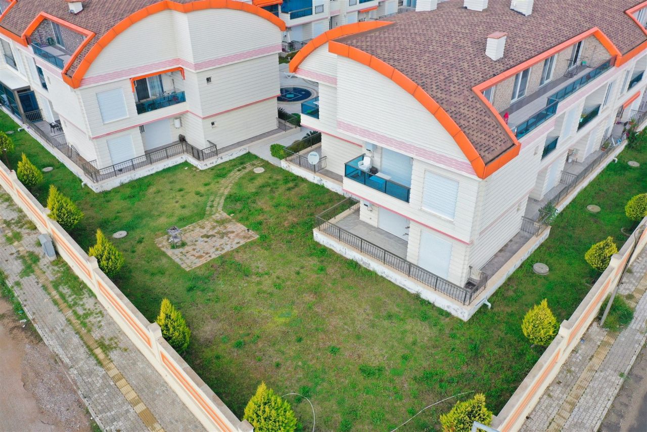 Flat in Lara, Turkey, 60 m² - picture 13