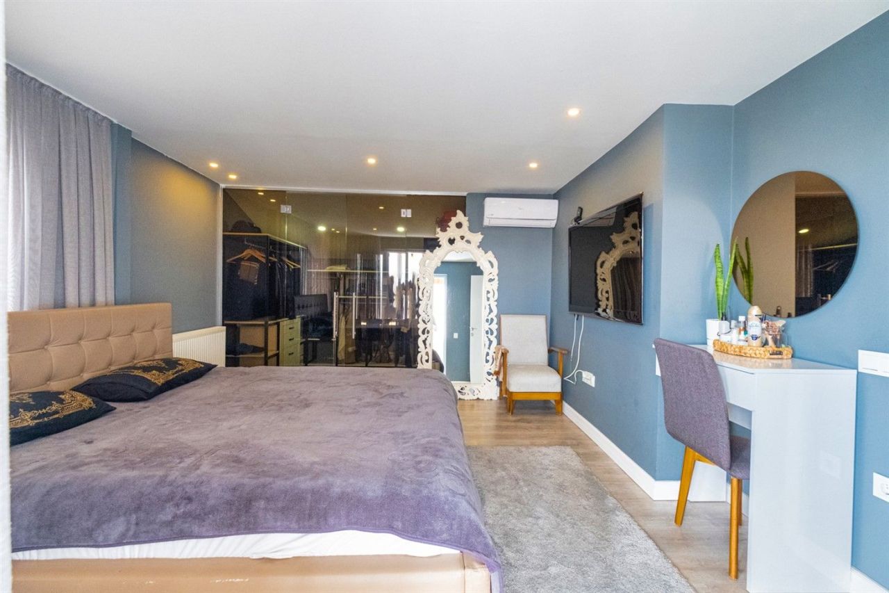 Flat Center, Turkey, 300 m² - picture 13