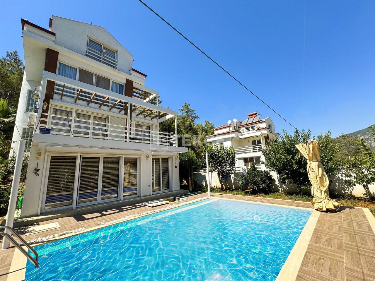 Villa à Fethiye, Turquie, 300 m² - image 1