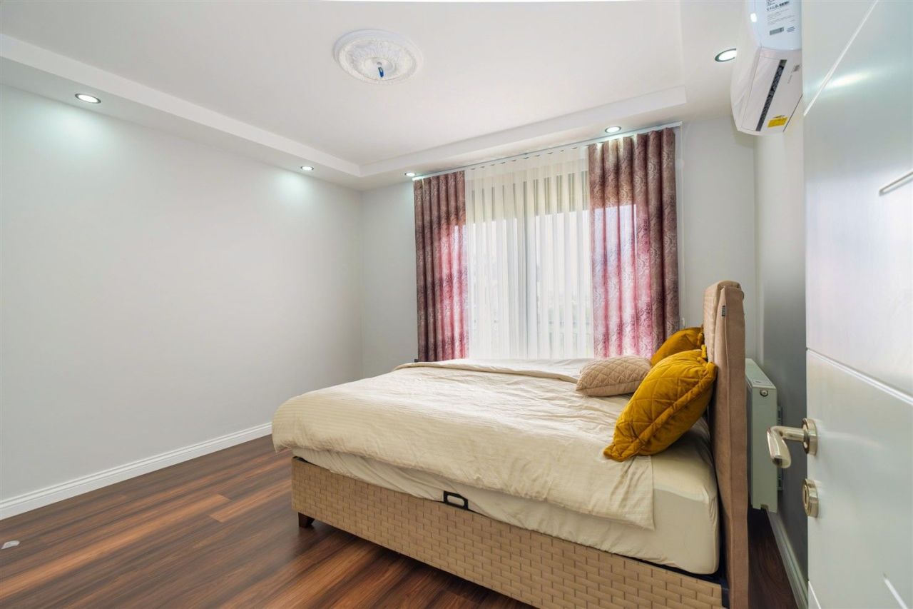 Villa en Lara, Turquia, 300 m² - imagen 14