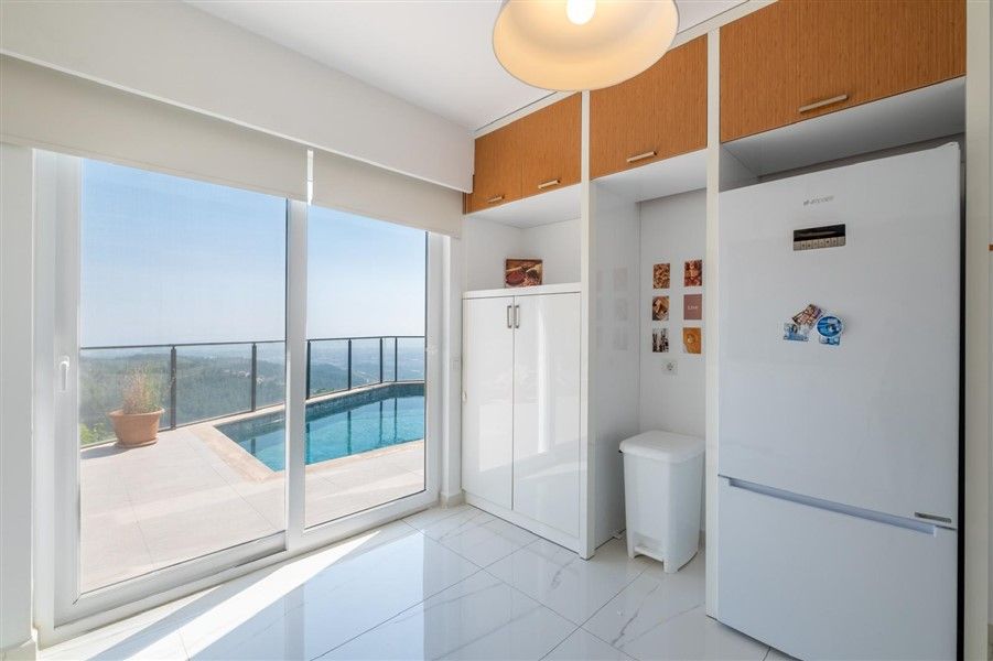 Villa in Alanya, Turkey, 200 m² - picture 14