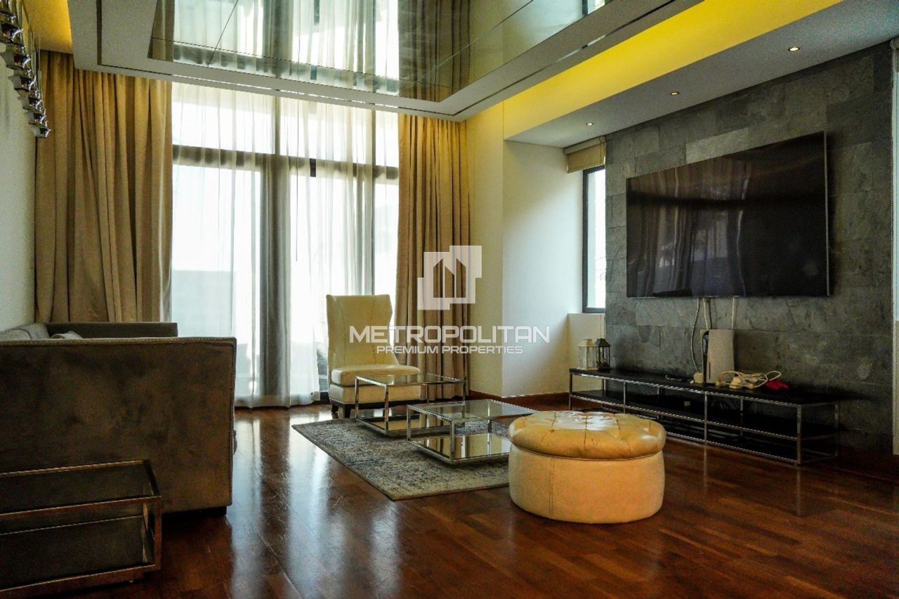 Villa a Dubai, EAU, 297 m² - foto 1