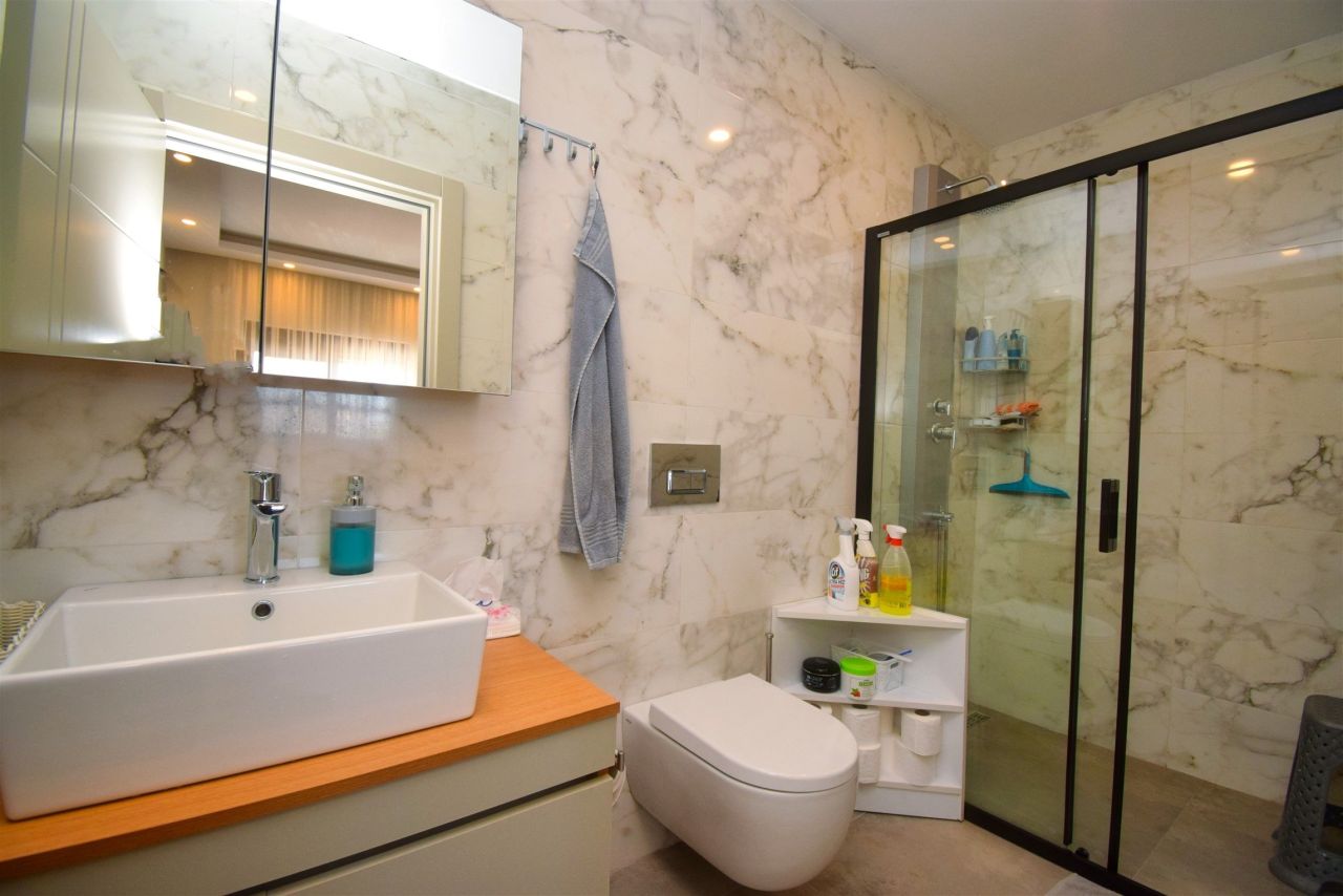 Flat in Lara, Turkey, 185 m² - picture 15