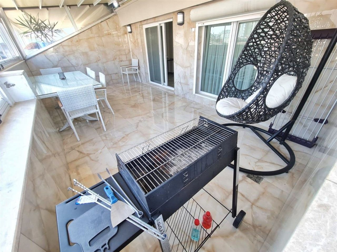 Flat in Lara, Turkey, 185 m² - picture 16