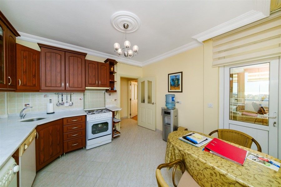 Flat in Alanya, Turkey, 145 m² - picture 16