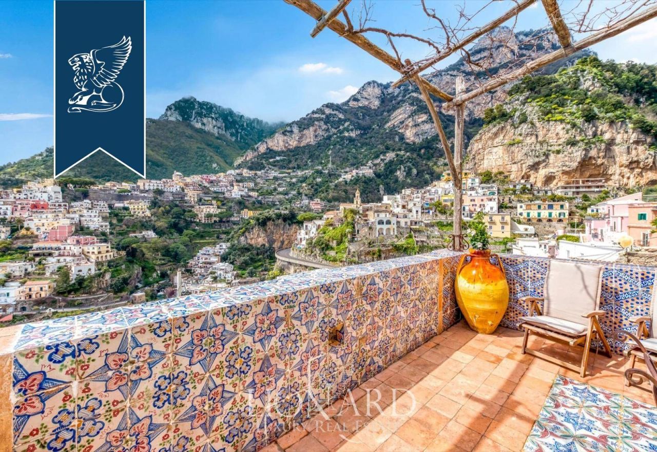 Appartement à Salerne, Italie, 195 m² - image 12