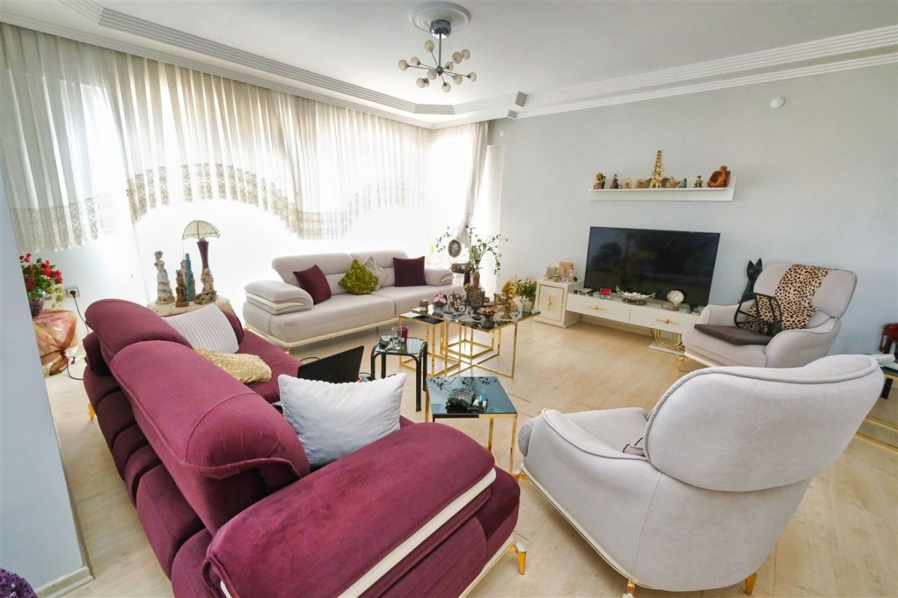 Flat in Lara, Turkey, 140 m² - picture 16