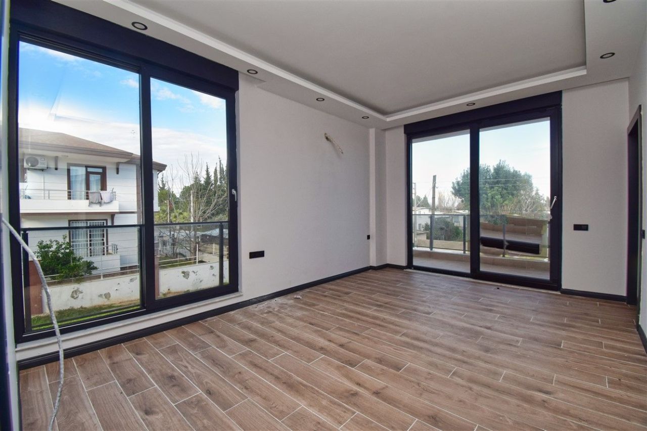 Villa à Lara, Turquie, 470 m² - image 16