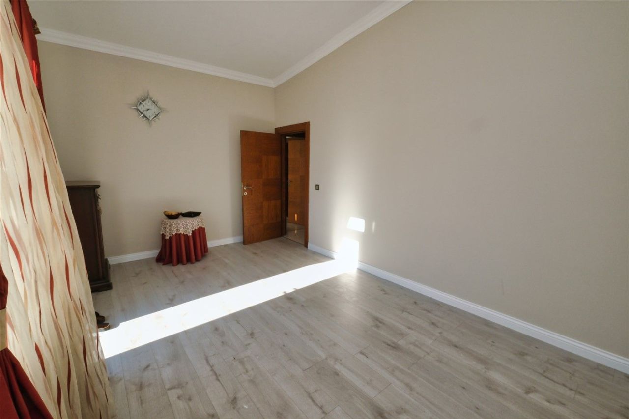 Flat in Antalya, Turkey, 250 m² - picture 17