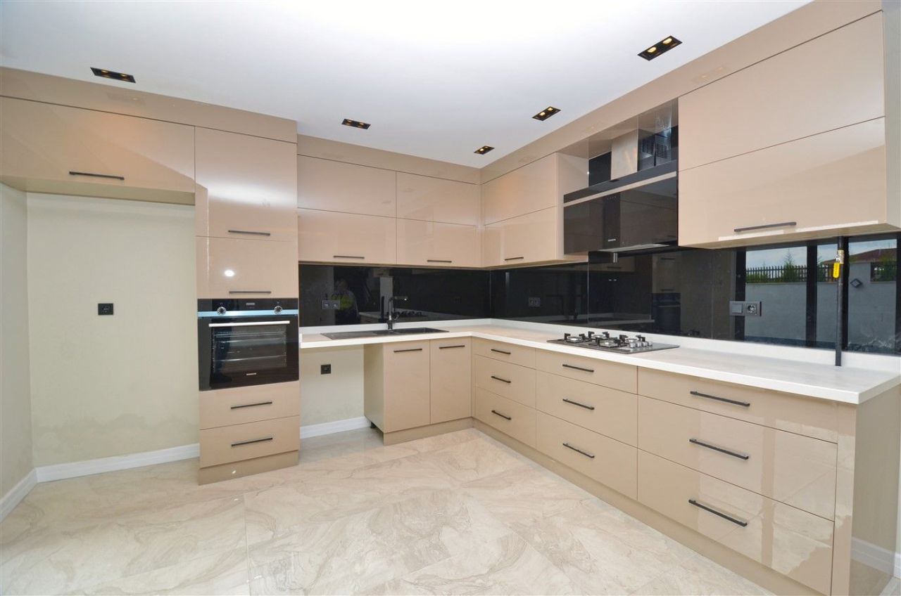 Villa in Lara, Turkey, 240 m² - picture 17