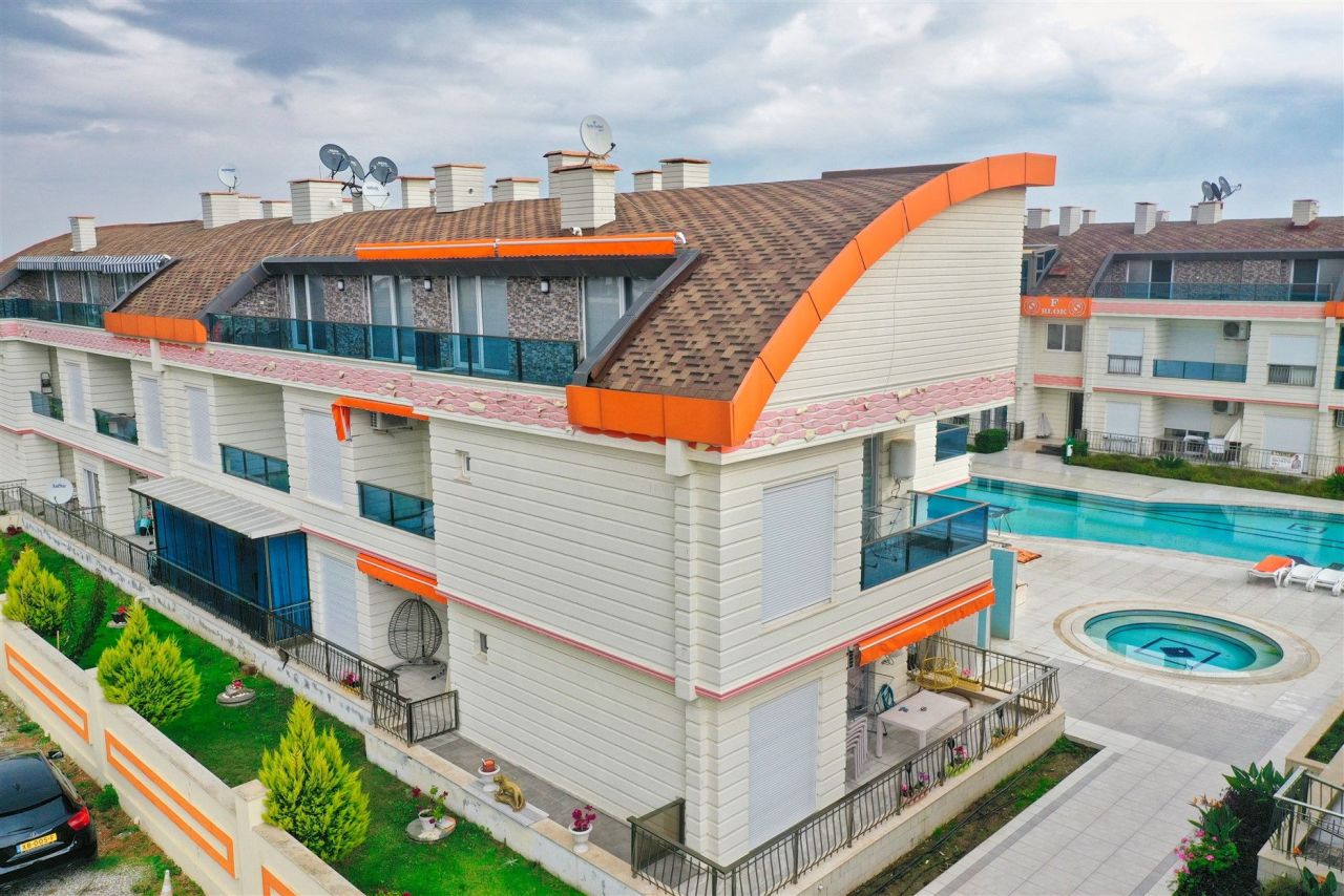 Flat in Lara, Turkey, 60 m² - picture 17