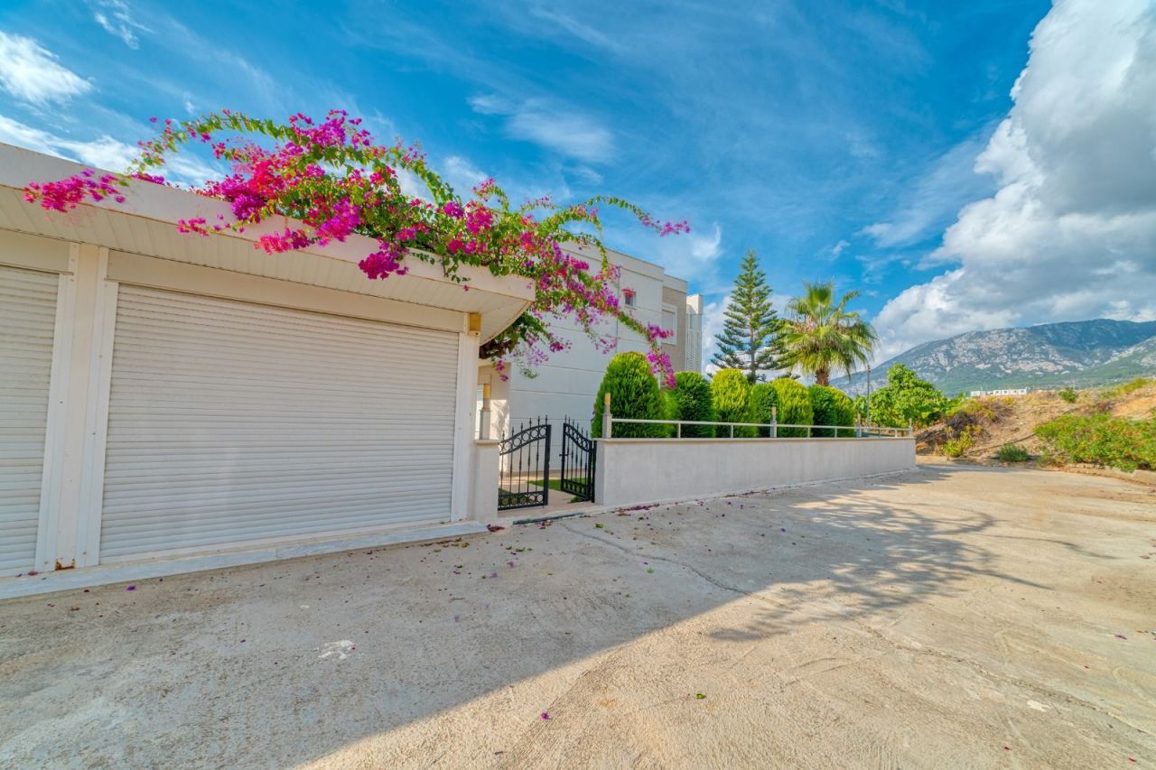 Villa in Alanya, Turkey, 295 m² - picture 19