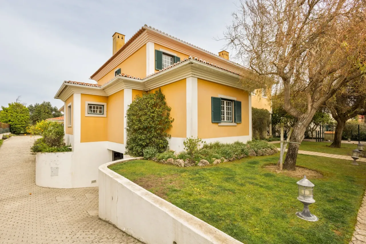 Maison à Lisbonne, Portugal, 306 m² - image 1