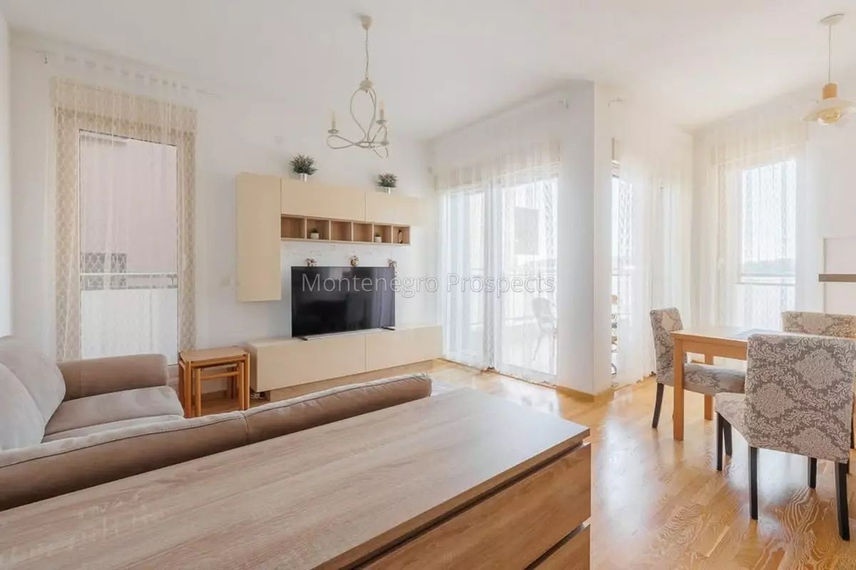 Apartamento en Becici, Montenegro, 53 m² - imagen 1
