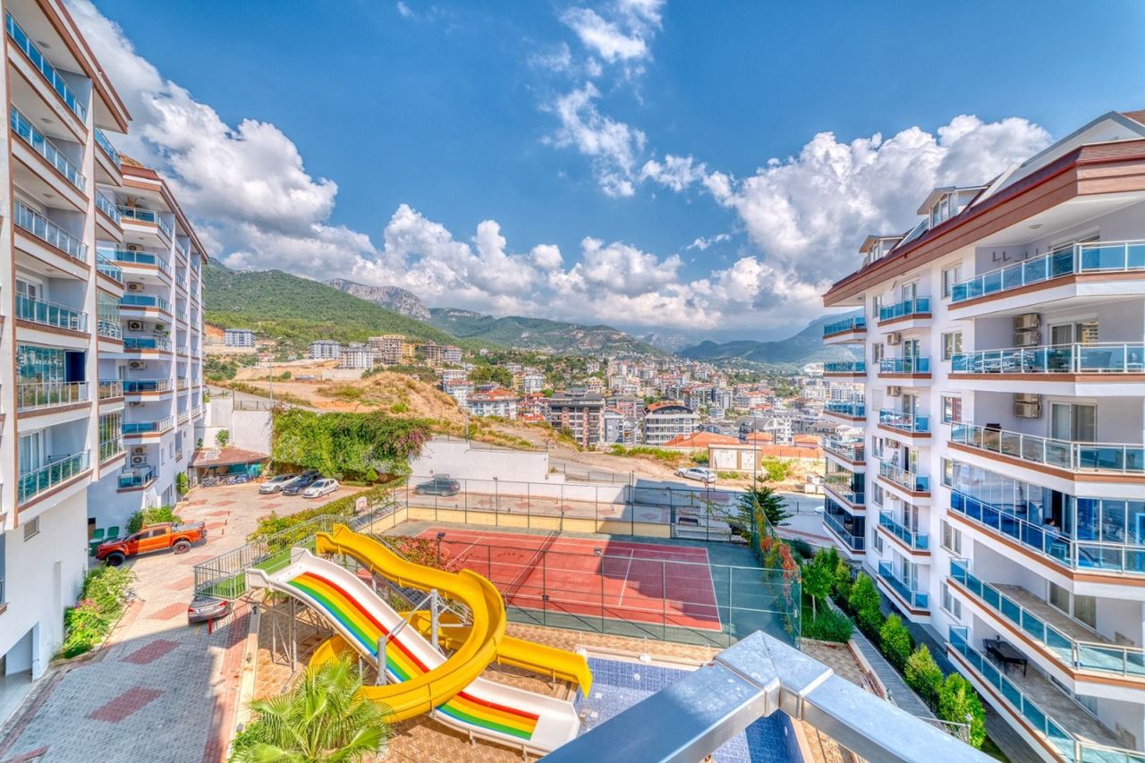 Flat in Alanya, Turkey, 110 m² - picture 1