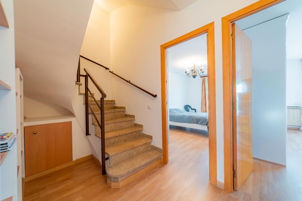 Piso en Sant Andreu, España, 250 m² - imagen 8